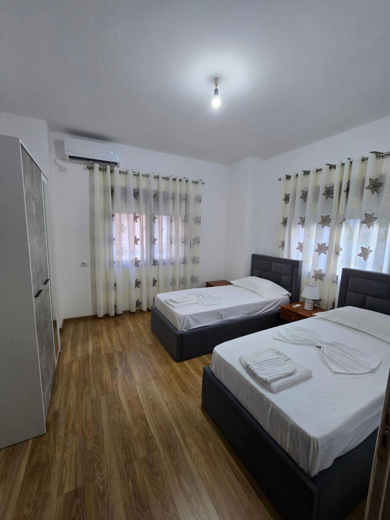 Brana Apartments Saranda Extérieur photo